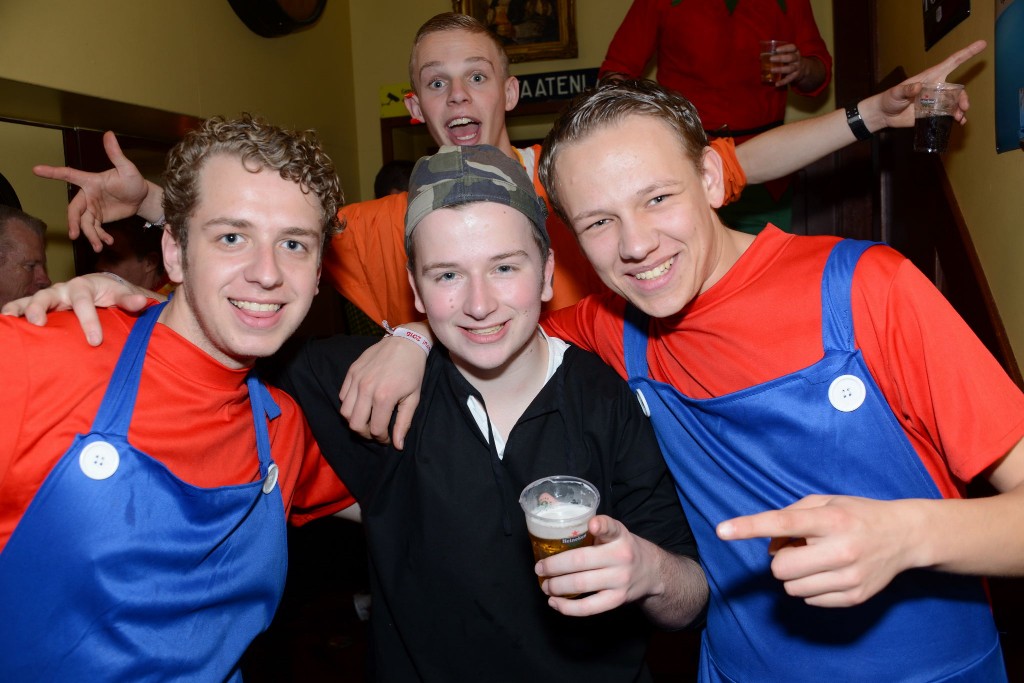 ../Images/Kroegentocht 405.jpg